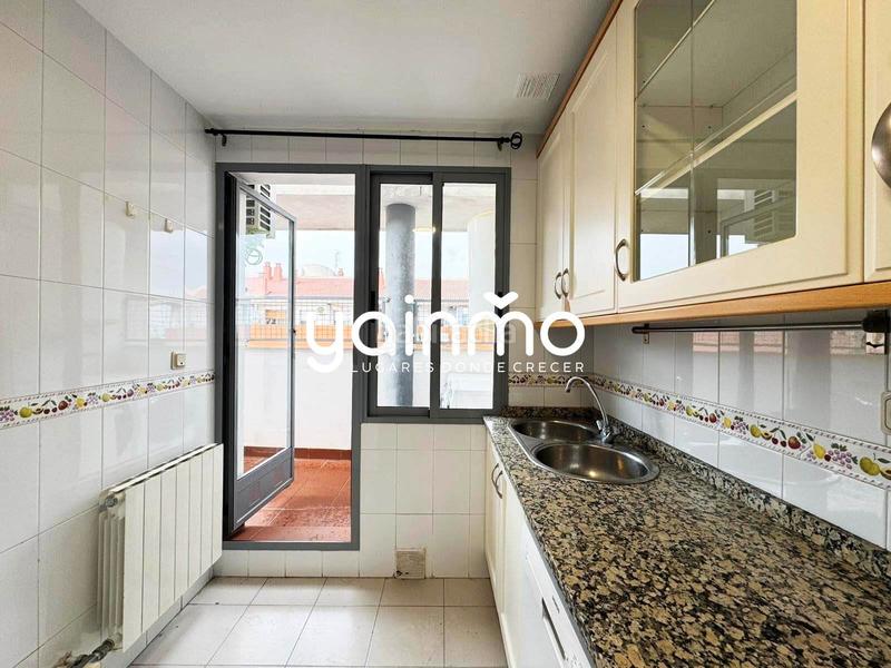 Foto ce0f932f-994f-453c-b83c-1f1cf39b0af8. Lloguer pis amb aparcament piscina a El Valle - Universidad Jaén