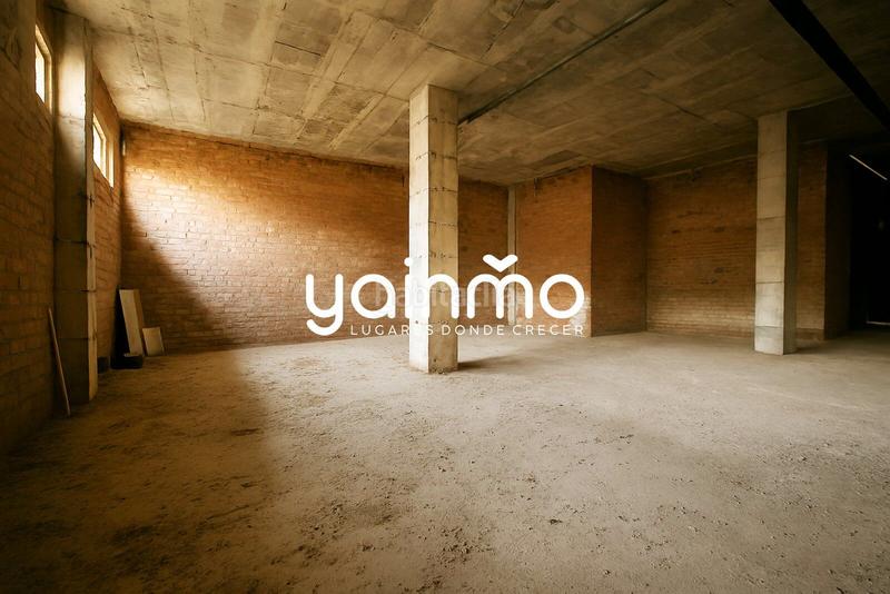 Foto d3f0b0ae-275e-420f-a70e-61b2c96ea3f5. Local commercial dans Renfe - Bulevar 1ª y 2ª Fase Jaén