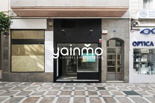 Lloguer Local Comercial a Avda de Madrid - Pº de la Estación. Se alquila local de 43 m2 en el centro de jaén