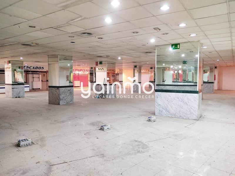 Foto 3bf5a6a4-9332-4e48-b2f5-0d9da2aaa7a4. Affitto locale commerciale in paseo de la estación 25y in Jaén