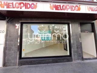 Miete Geschäftsraum  Avenida de andalucía. Se alquila local de 144 m2 en av. andalucía