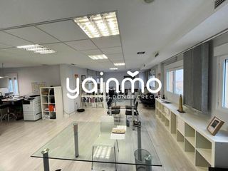 Alquiler Oficina  Jaén - cl berberiscos. Ref. 2033 centro