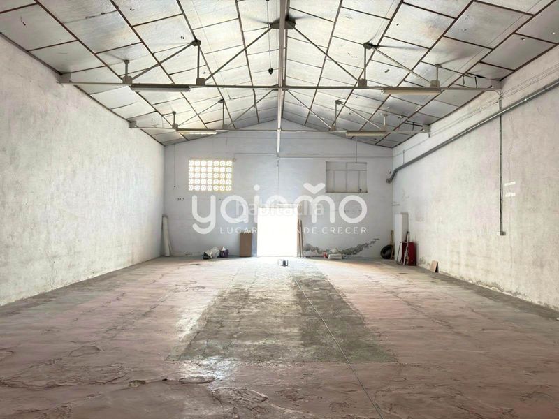Foto ef917778-649a-4cde-93a1-08ac33eceb42. Location bâtiment à usage industriel dans Renfe - Bulevar 1ª y 2ª Fase Jaén