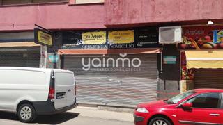 Lloguer Local Comercial  Calle doce apóstoles. Se vende y alquila local en santa isabel - avda andalucía de 90