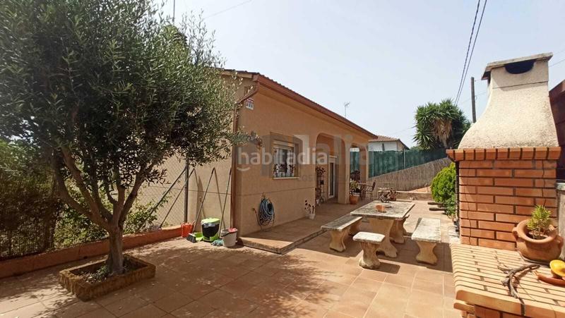 Foto 06b25796-31c0-428c-83af-a2cb7718b15a. Casa amb xemeneia aparcament a Aiguaviva Parc Vidreres