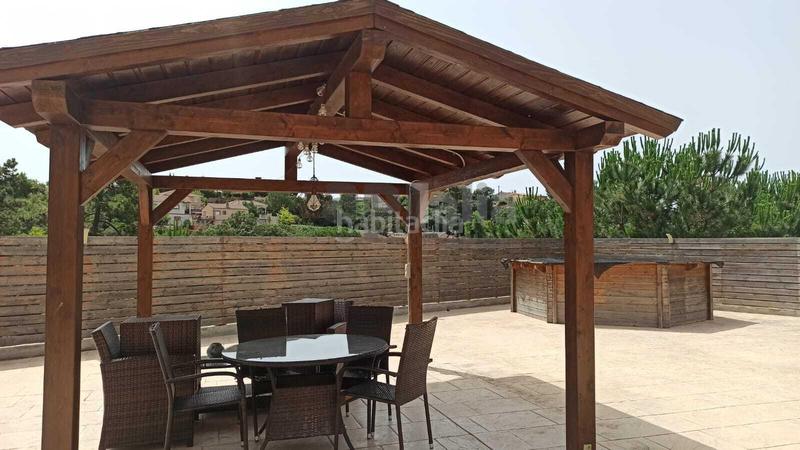 Foto 66b064c9-a35b-4831-ad34-111140545bf0. Casa amb xemeneia aparcament a Aiguaviva Parc Vidreres
