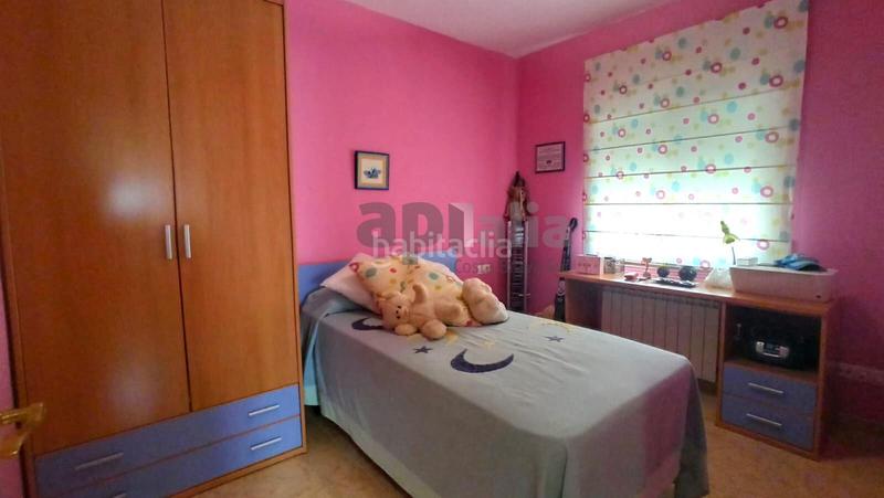 Foto b8d5e571-481b-415d-b6ad-c81d1d787df2. Casa amb xemeneia aparcament a Aiguaviva Parc Vidreres