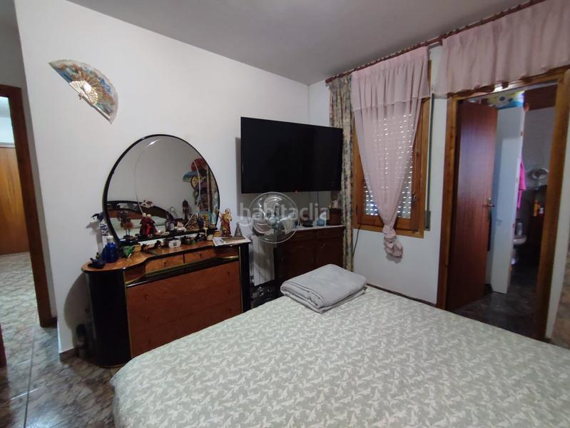 Foto 4a38cb81-3ed6-4054-9377-a04d8dafa383. Casa amb xemeneia aparcament piscina a Aiguaviva Parc Vidreres