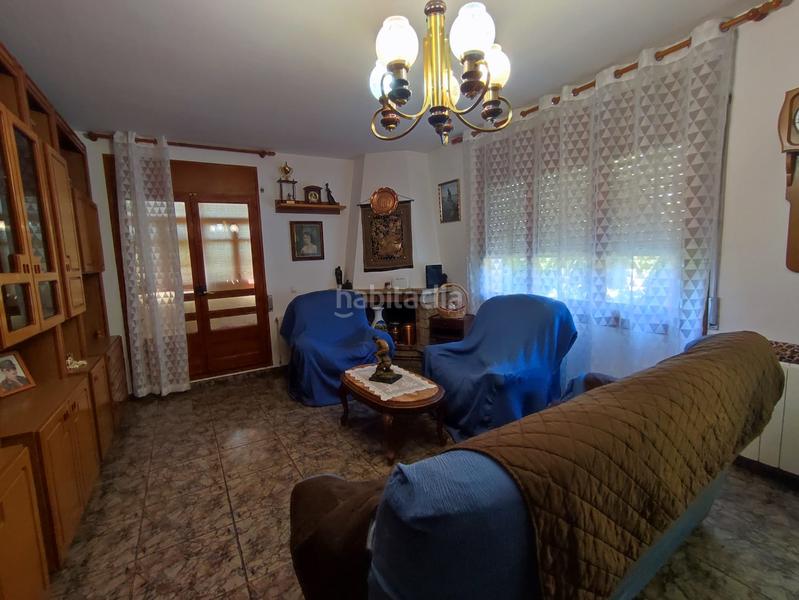 Foto 7c2cd08f-ac6e-4742-a0e5-26e63d05edd3. Casa amb xemeneia aparcament piscina a Aiguaviva Parc Vidreres