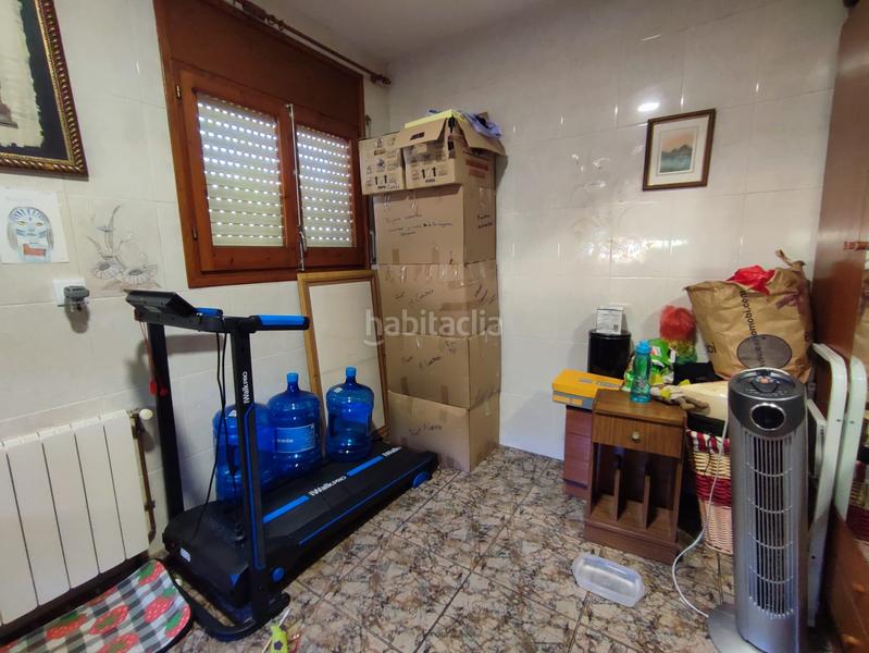 Foto 7c7a2fac-a5f8-4e02-b37d-a9911693c709. Casa amb xemeneia aparcament piscina a Aiguaviva Parc Vidreres