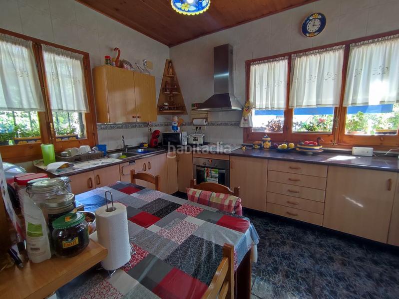 Foto ef03c64d-6c85-42b4-8e69-7f905113a71d. Casa amb xemeneia aparcament piscina a Aiguaviva Parc Vidreres