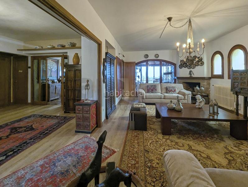 Foto 7c2fb57e-3479-4b47-b243-c643c988731b. House with fireplace heating parking pool in Roca Grossa Lloret de Mar