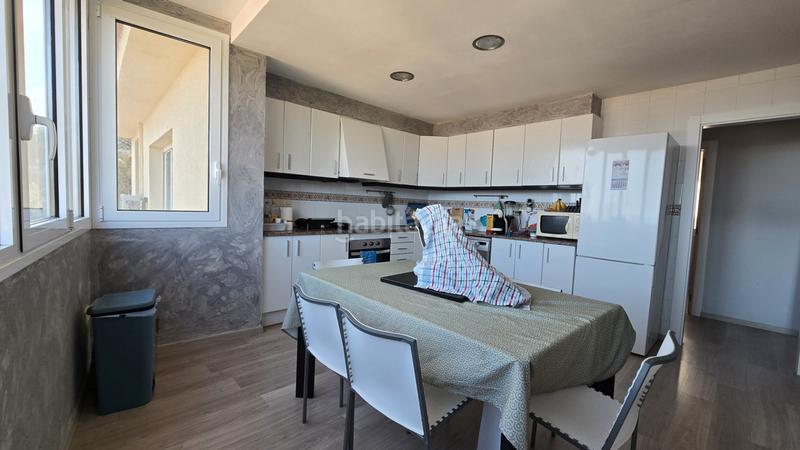 Foto b4ab887e-1d01-4ddc-a88c-ea5fd43d3318. Chalet con camino riscaldamento parcheggio piscina in Blanes