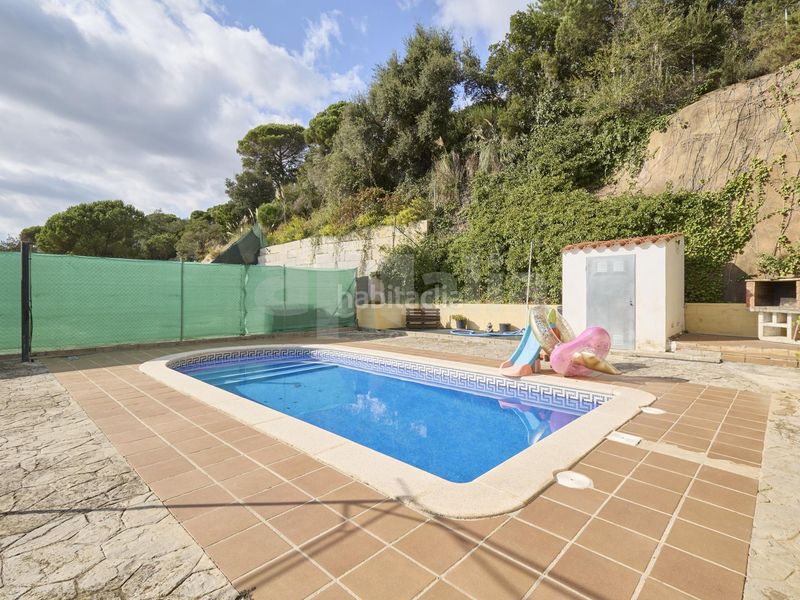Foto 2ab06b00-7329-4af0-9f5f-bffd6f5e9964. Chalet avec cheminée chauffage parking piscine dans Vidreres