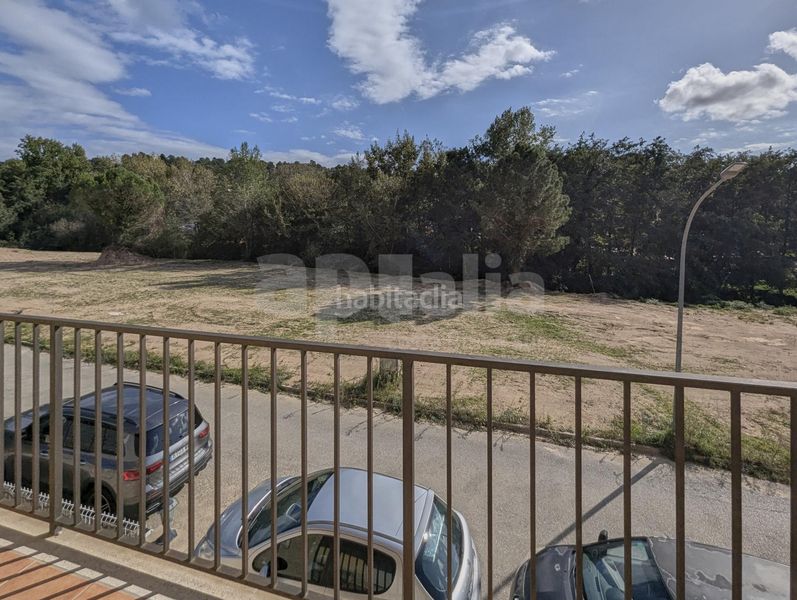 Foto f9407a07-bb4c-41ef-815f-1d6eccdf1523. Chalet avec cheminée chauffage parking piscine dans Vidreres