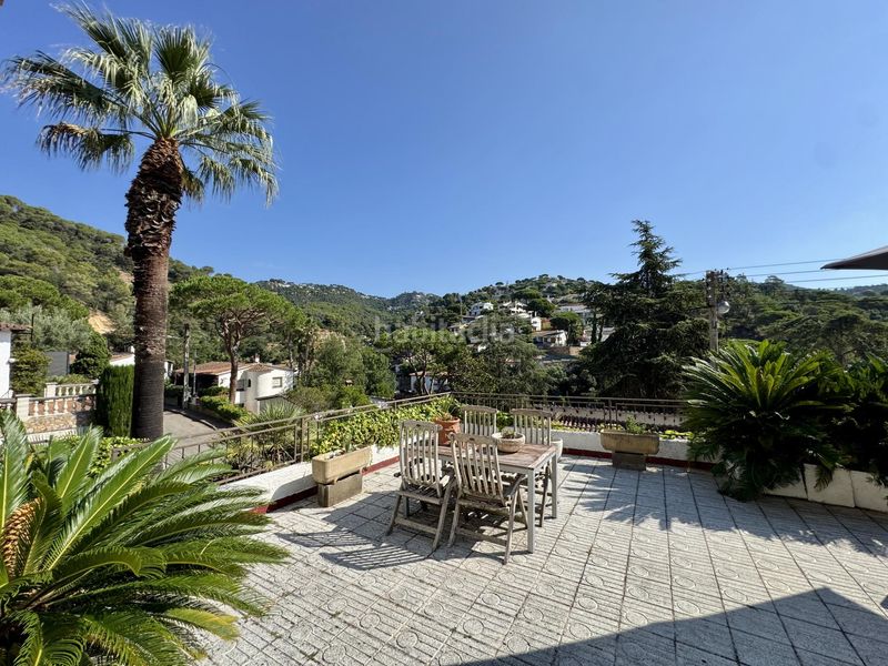 Foto aa9114eb-80fc-43b3-bc21-4eef230ee48b. Xalet amb xemeneia calefacció aparcament piscina a Lloret de Mar