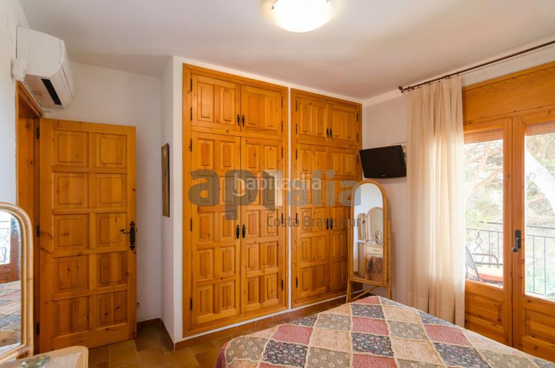 Foto 869921ff-e87a-4f09-b0f6-3ed7b4017d48. Casa en Serra Brava Lloret de Mar