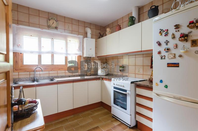 Foto bbe7c62a-38fe-49a0-9621-d542d294e207. Casa en Serra Brava Lloret de Mar