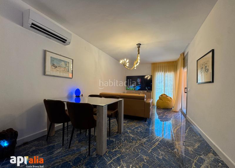 Foto 31cbe345-5593-4b54-8aff-49533fef026a. Apartment in avinguda Canyelles 2 in Canyelles Lloret de Mar