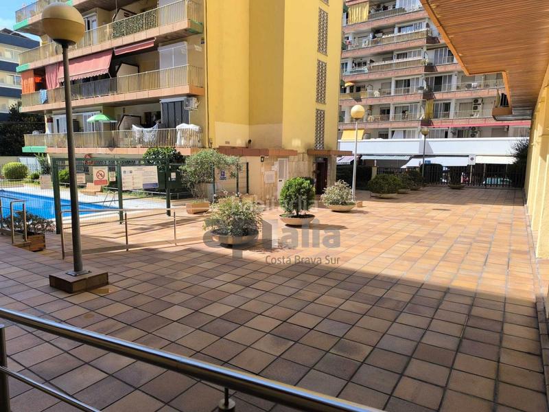 Foto 0baebac9-dce4-4979-8276-519604ec65cc. Appartement avec piscine dans Fenals Lloret de Mar