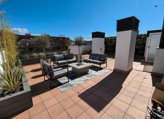 Piso  Travessia dels jardins. Ático con plaza de parking, céntrico