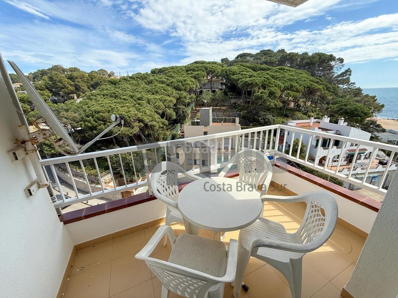 Foto 358713ed-2728-4c65-94a7-c8ee572d175d. Flat with heating pool in Fenals Lloret de Mar