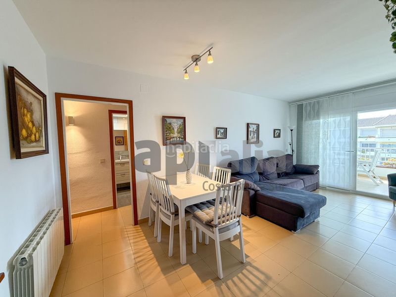 Foto 6a459a81-a450-456a-943e-b34de9a7eb0b. Flat with heating pool in Fenals Lloret de Mar