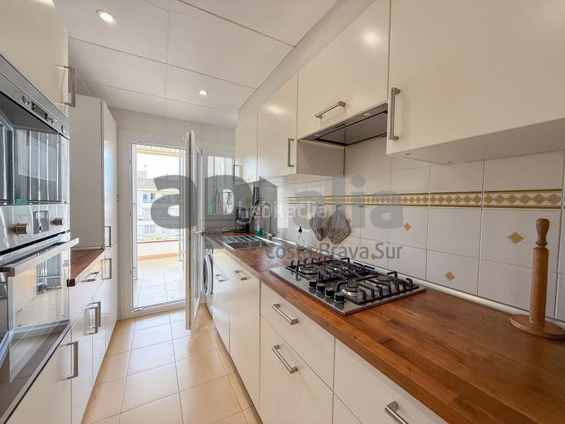 Foto 8f89deac-6ebb-4768-9281-aeb8c85c0434. Flat with heating pool in Fenals Lloret de Mar