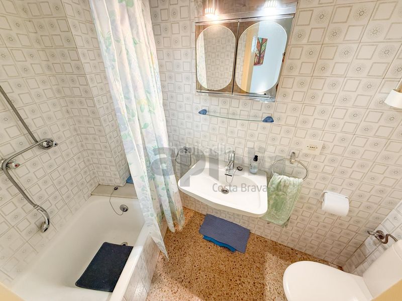 Foto cacf8aef-92ef-419c-93da-d41f75bb60bd. Apartament a Centre Lloret de Mar
