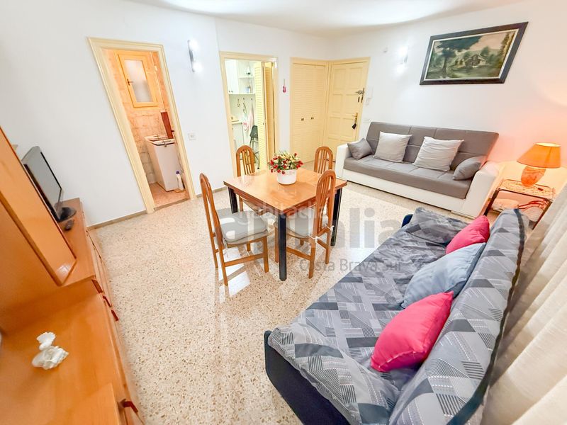 Foto fd0360ae-cca9-4c13-8827-5401aa7b9585. Apartament a Centre Lloret de Mar
