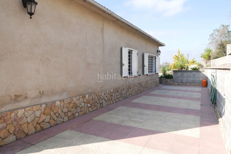 Foto e0d471f1-6f39-450c-b796-342e9f1cfff8. Casa amb xemeneia a Montbarbat Maçanet de la Selva