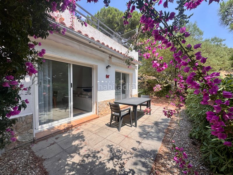 Foto dbe56b74-6cdb-4ccb-befe-2d0510453b07. Casa en Canyelles Lloret de Mar