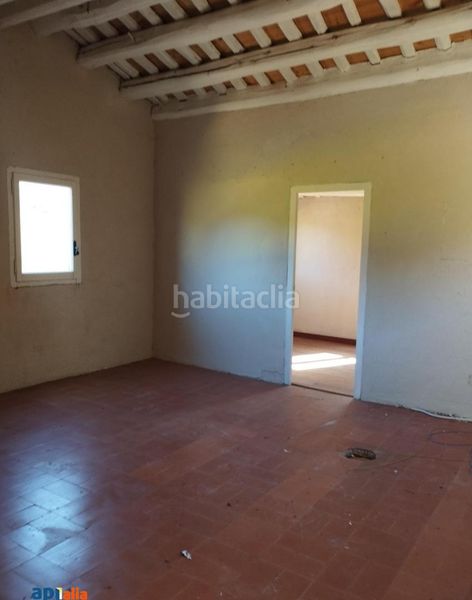 Foto a0c3f85d-0014-4e1b-8e80-a47c21e4db61. Masia a Massanes