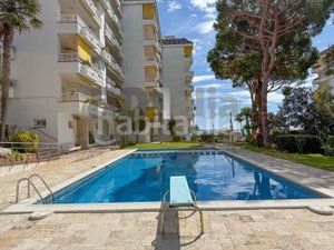 Foto 7fb1eb4a-b13b-4173-8d77-7c674b45925a. Apartament amb calefacció aparcament piscina a Fenals Lloret de Mar