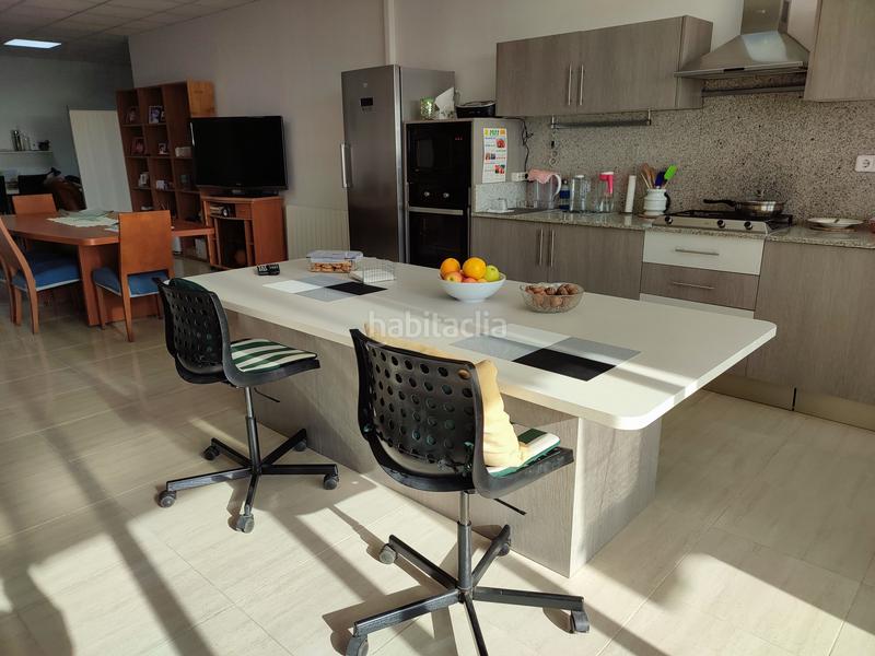 Foto fbf27bac-4abf-4487-a7cb-49744e636d36. Xalet amb calefacció aparcament a Lloret Verd - Els Pinars Lloret de Mar