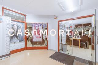 Local Comercial a Torroella de Montgrí. Local en venta en el carrer dullà