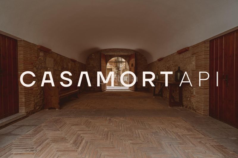 Foto 542793bb-0b48-4a8f-a791-b1d5b43d6162. Casa amb aparcament a Torroella de Montgrí