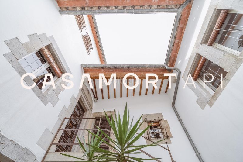Foto 5dd05936-da85-4f13-b028-76dc3e0658f9. Casa amb aparcament a Torroella de Montgrí