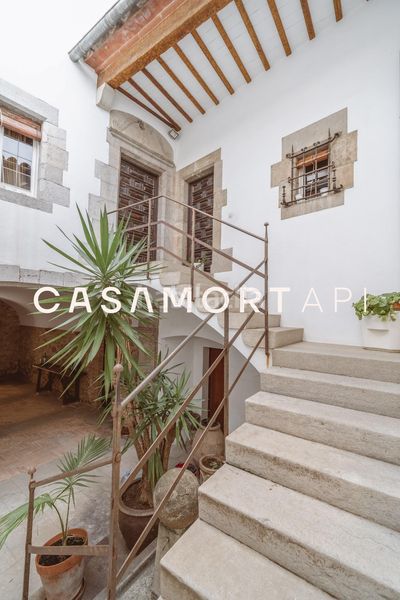 Foto f9477397-dadf-4951-be3e-88c5f8bafa48. Casa amb aparcament a Torroella de Montgrí