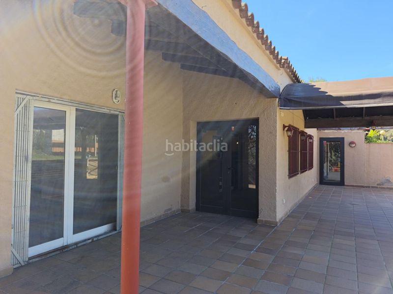 Foto 40a47be4-4bf5-4865-904f-5067c6ced046. Local comercial local en venta al lado de l en l´Estartit poble Estartit