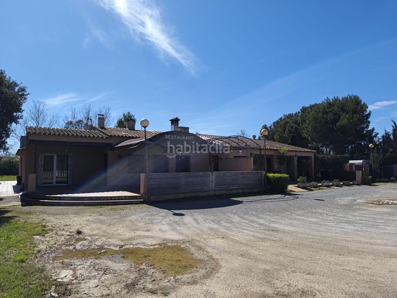 Foto 634dc006-5c26-41d2-a3e5-93d54becd82f. Local comercial local en venta al lado de l en l´Estartit poble Estartit