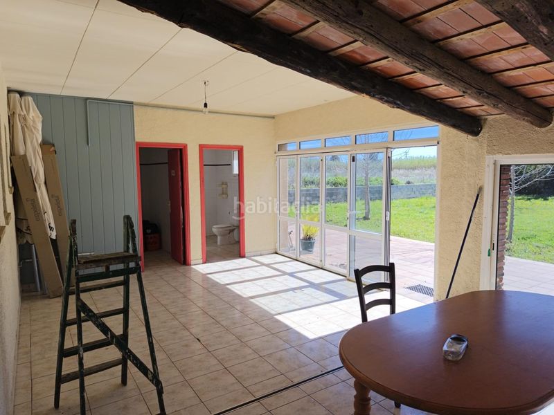 Foto c4c5c809-0cff-4c2f-9810-46e7c0a1c821. Local comercial local en venta al lado de l en l´Estartit poble Estartit
