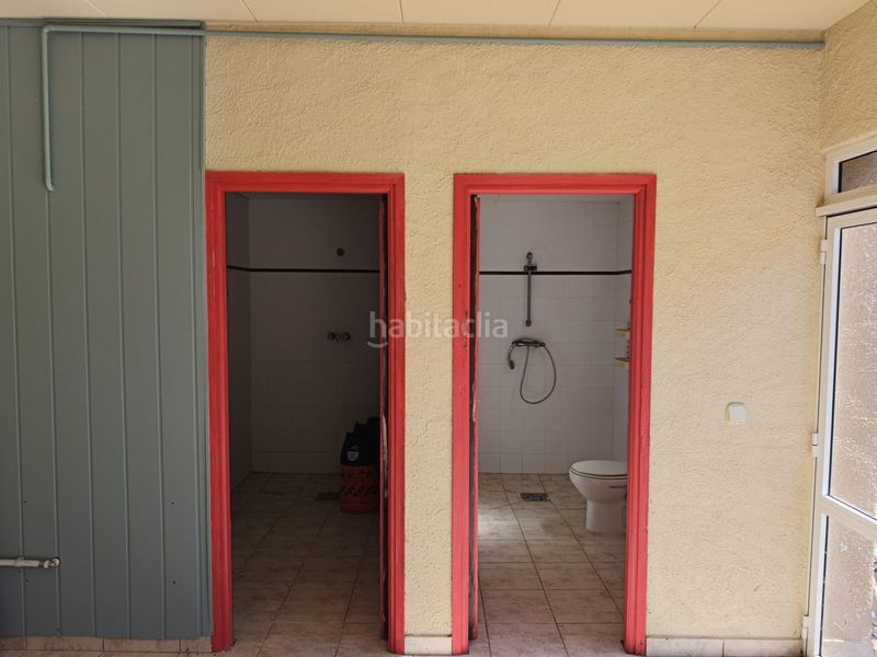 Foto dd4fd2cc-ae1b-43f0-829b-4a786f7feb30. Local comercial local en venta al lado de l en l´Estartit poble Estartit