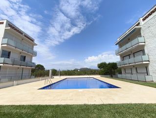 Pis a Els Griells. Piso en els griells con piscina