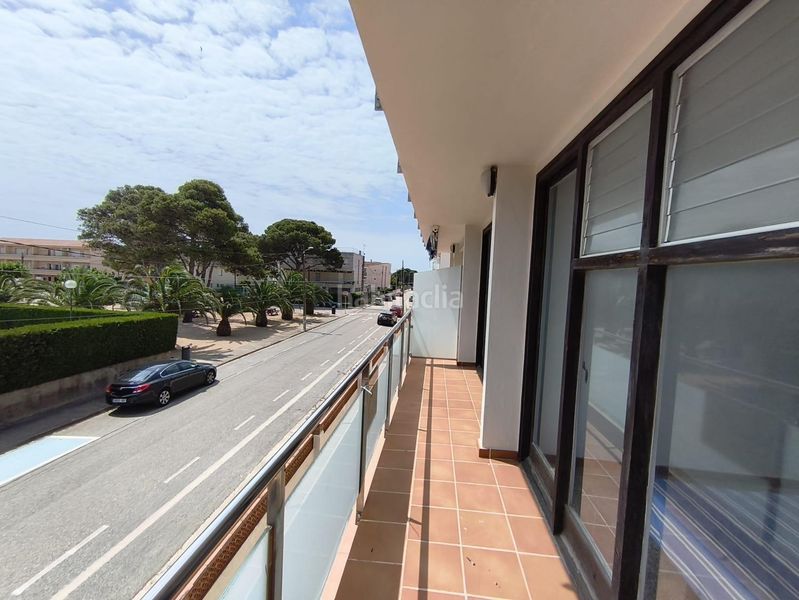 Foto 8a3c2655-69b1-4e33-8476-75440b782d40. Pis amb piscina a Els Griells Estartit