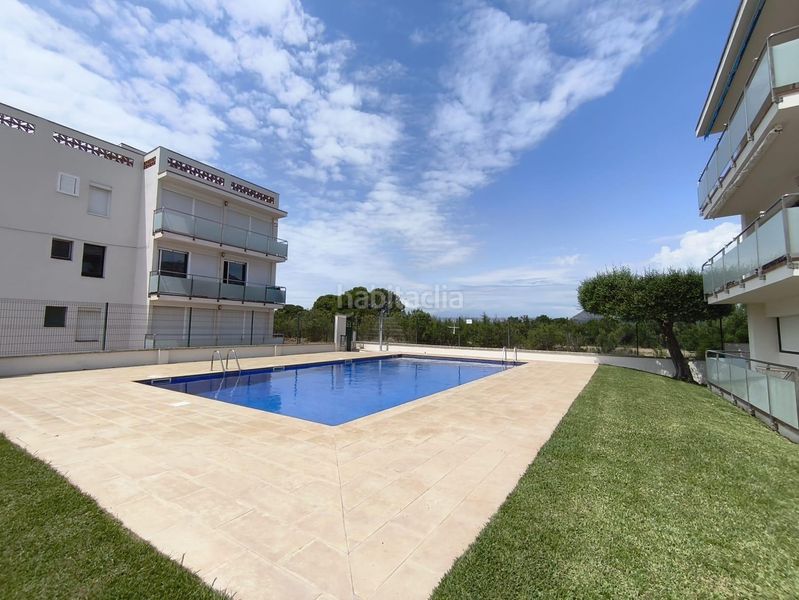 Foto 9d9887ae-771b-43a1-a3b5-b7e0626e8cb4. Pis amb piscina a Els Griells Estartit