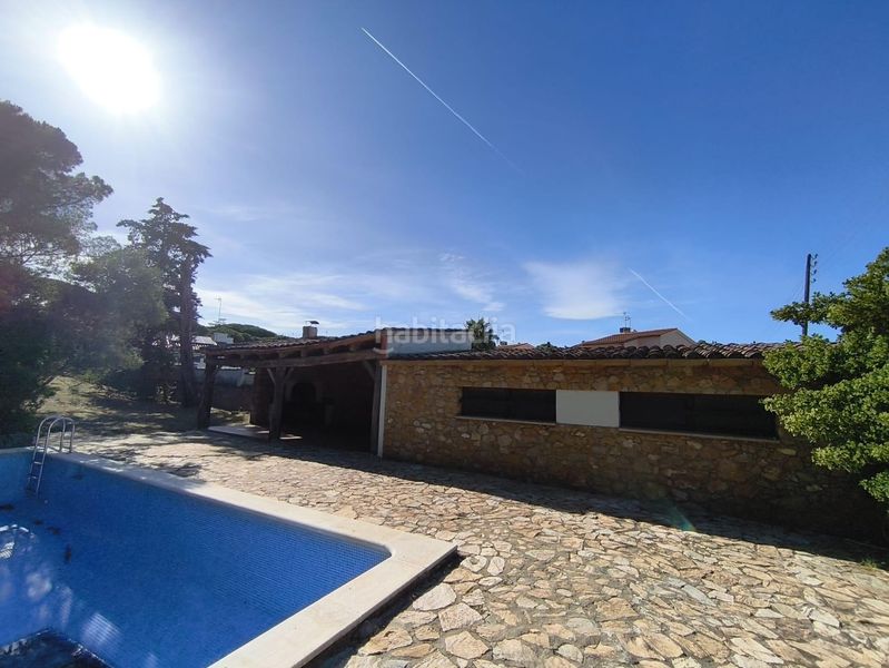 Foto 8ac4fdab-ed54-4dd8-a8f2-98b96c6ef819. Xalet amb piscina a Riells Escala (L´)