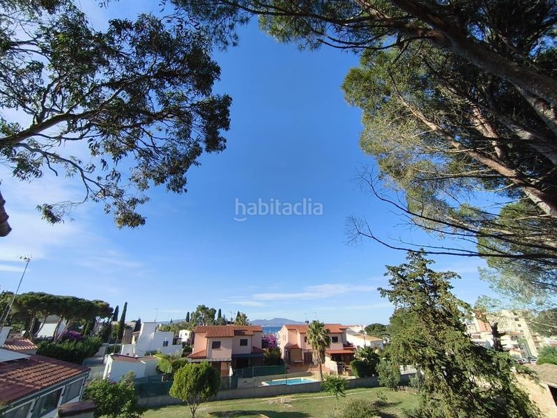 Foto ce9ada27-0193-4f93-a916-1f3641fd6535. Xalet amb piscina a Riells Escala (L´)