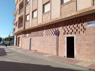 Geschäftsraum in Calle de los pablos 1. Local comercial en zona centro de el raal