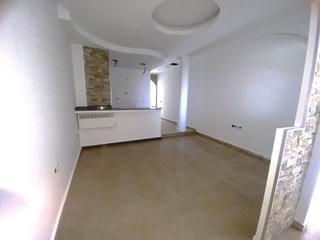 Local Comercial en Ponce de leon 14. Local ceuti reformado